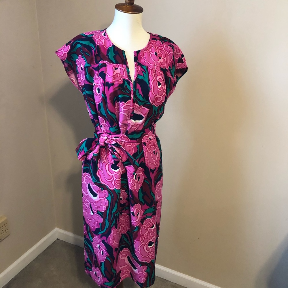 Talbots Floral dress (size small) with belt
